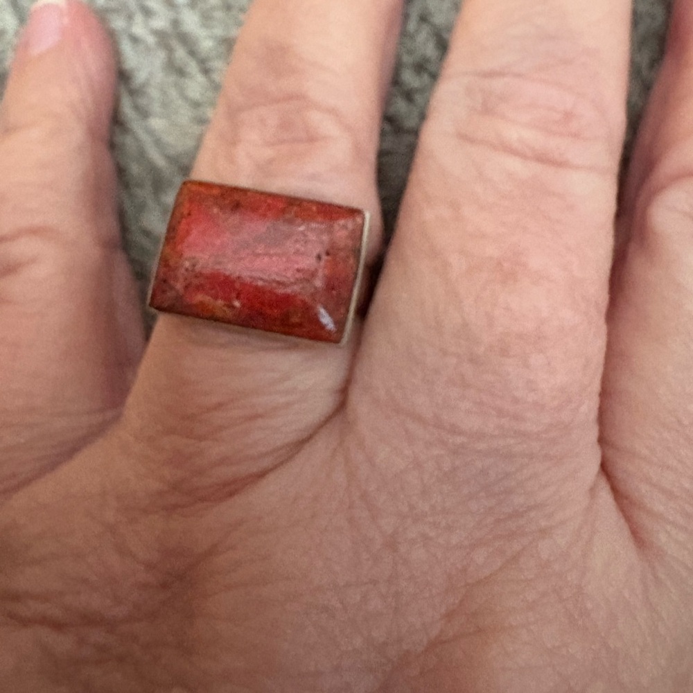 EUC stamped .925 southwestern red spiny coral size 7